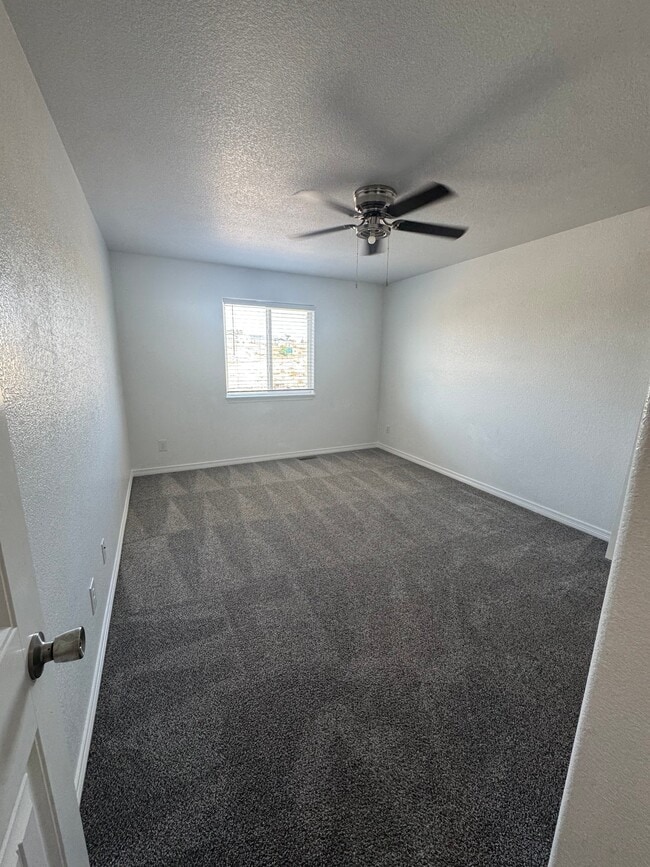 Building Photo - 7836 Braxton Dr