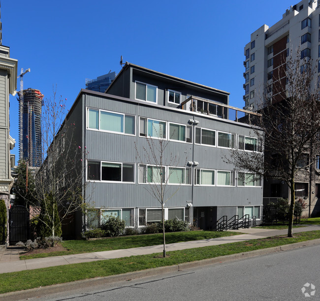 Building Photo - 1133 Barclay St