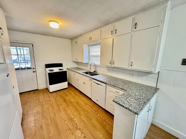 Foto del edificio - 3322 26th St