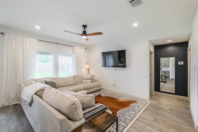 Foto del edificio - 311 William Ln