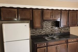 Primary Photo - 9442 Coffee St