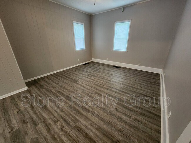 Foto del edificio - 2528 S 8th St
