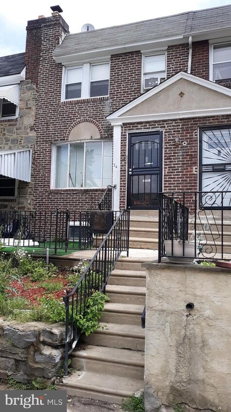 Primary Photo - 241 Margate Rd
