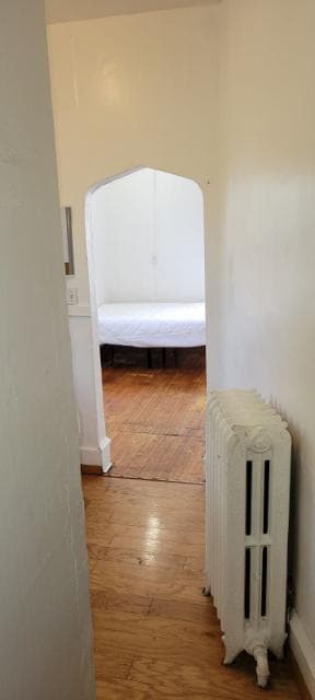 Vista de la sala de estar desde la cocina. - 1601 Portland Ave