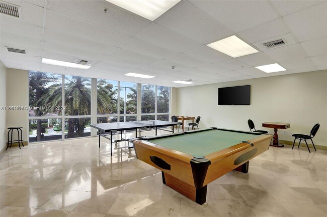 Building Photo - 3500 Coral Way