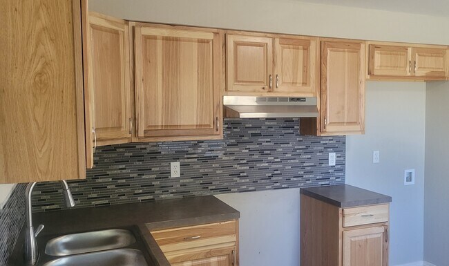 Kitchen #B - 1316 S 2nd Ave