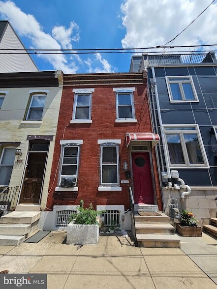 Primary Photo - 1513 S Opal St