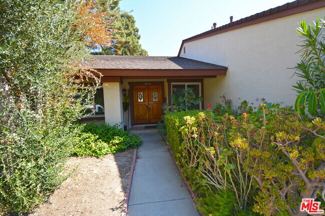 Foto del edificio - 3025 Morningside Dr