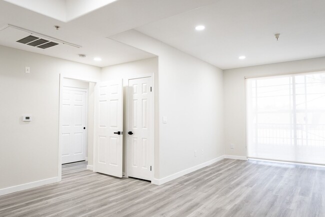 Foto del interior - 2820 Sawtelle Blvd