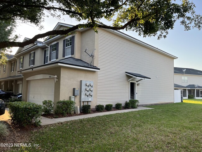 Building Photo - 8661 Tower Falls Dr