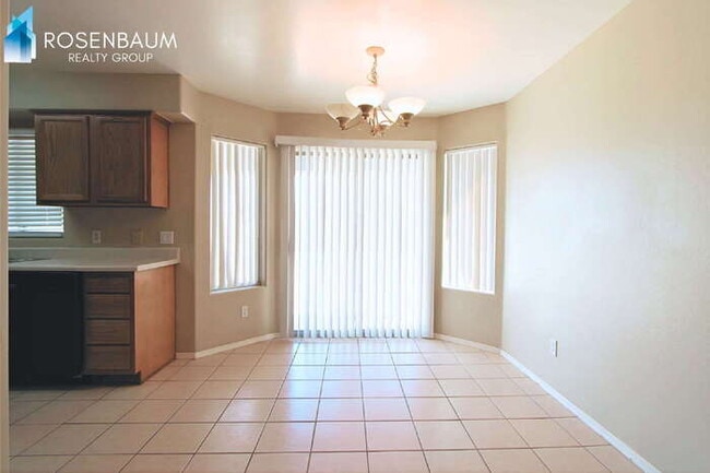 Building Photo - 15547 S Moon Valley Rd