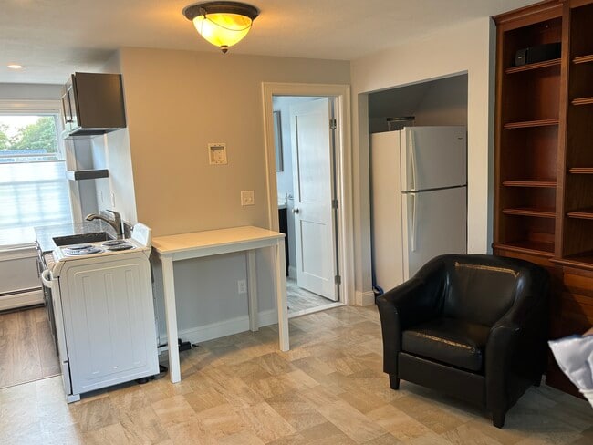 Open kitchen and living area - 20 Wilann Rd
