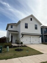 Building Photo - 4001 Monticello Dr