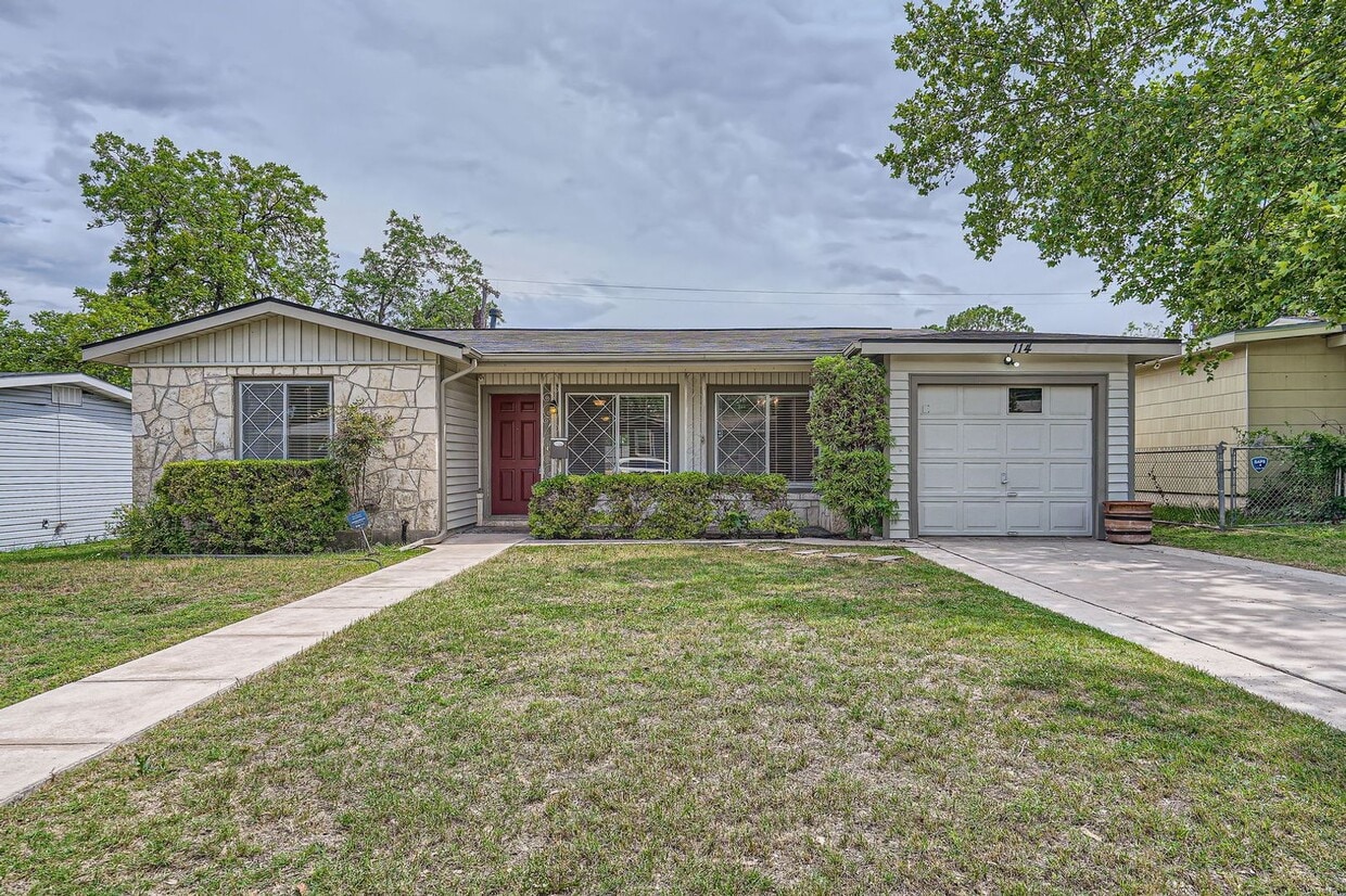 Primary Photo - Ready for Rent!
