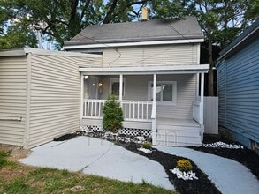 Building Photo - 107 Titus Ave