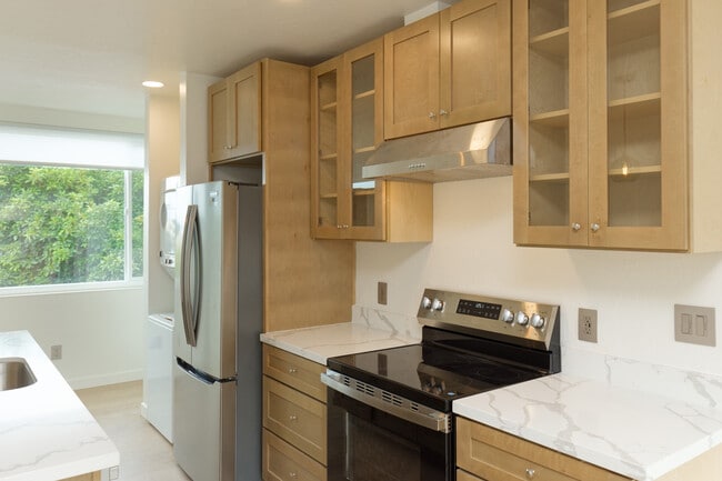 Building Photo - 150 Haas Avenue