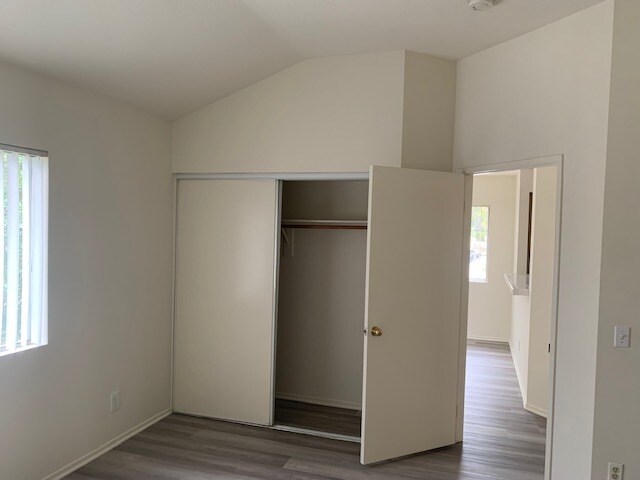 Foto del edificio - 4434 Apricot Rd