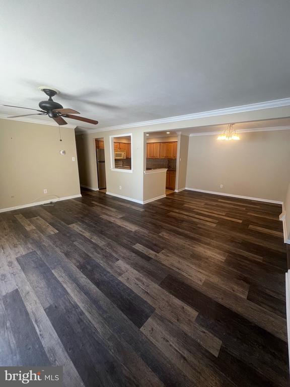 Foto del edificio - 1805 Raintree Ln