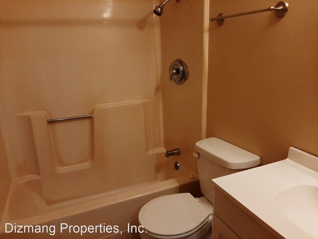Building Photo - 2 br, 1.5 bath House - 2937 W. Village Lane