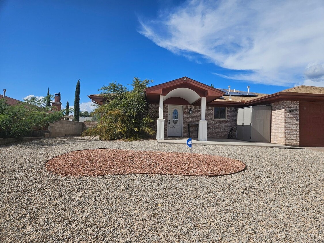 Primary Photo - 3 Bedroom 2 Bathroom