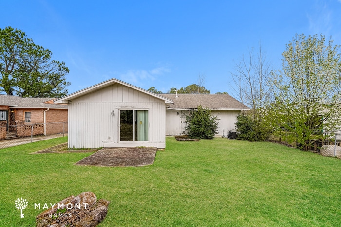 Building Photo - 225 Bayberry Rd