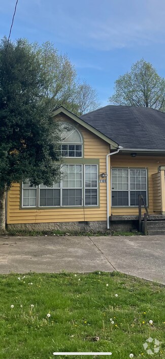 Building Photo - 1109 Waggoner Ct W
