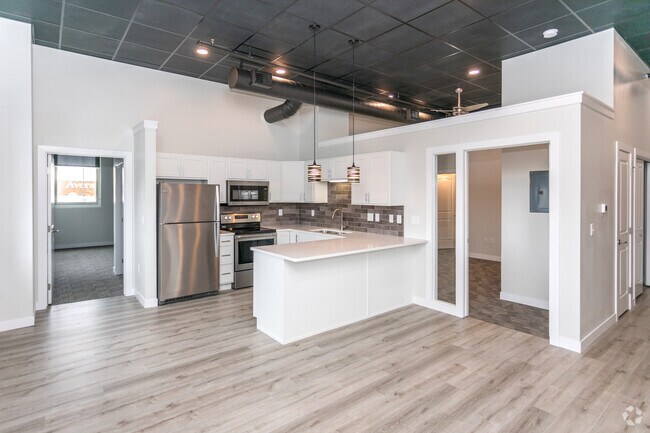 2HAB, 2BA - 1.047 ft² - Shriver Square Lofts