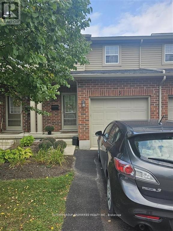 Photo principale - 1059 Whetherfield St