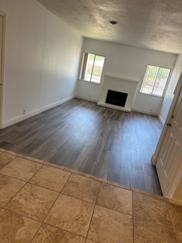 Building Photo - 2405 Wurth Ct