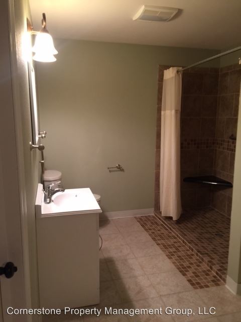 Foto del edificio - 3 br, 3 bath House - 1922 Floral Avenue