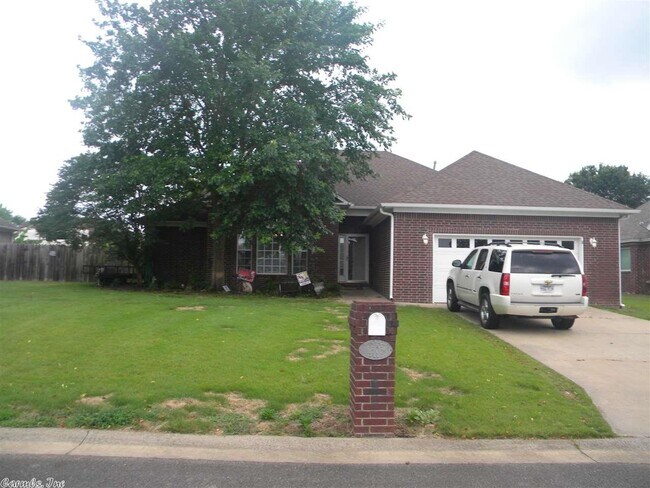 Building Photo - 1505 Lauren Dr