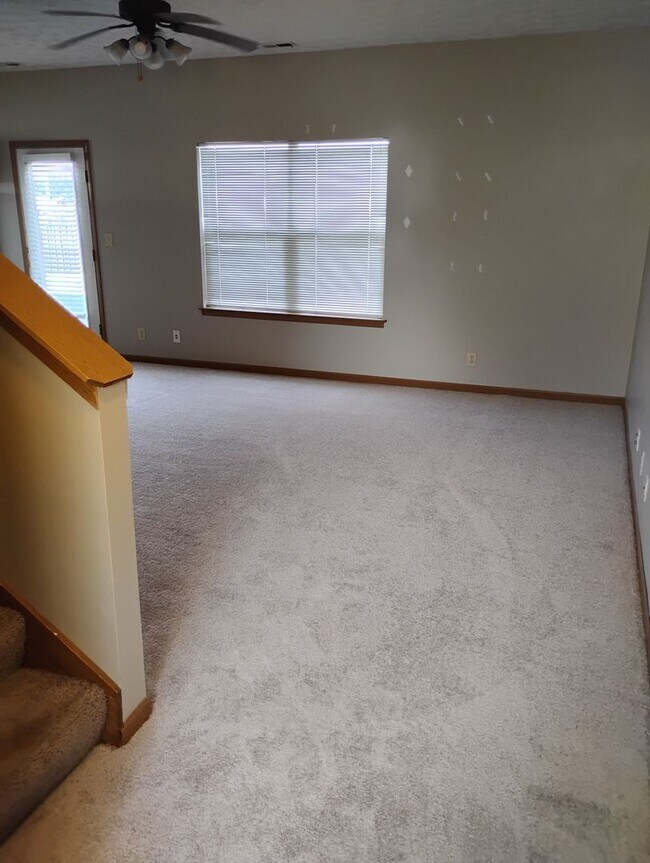 Building Photo - 3368 Edison Dr