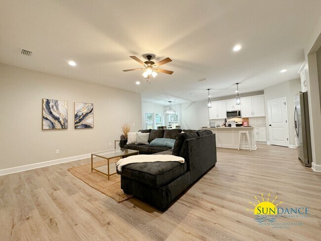 Building Photo - New Construction Centrally Located 4 Bed 3...