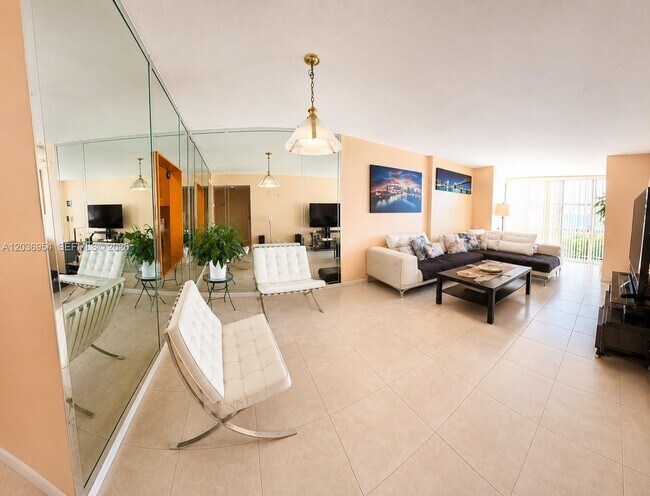 Foto del edificio - 1000 Parkview Dr