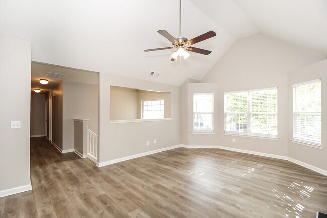 Building Photo - 11562 Registry Blvd