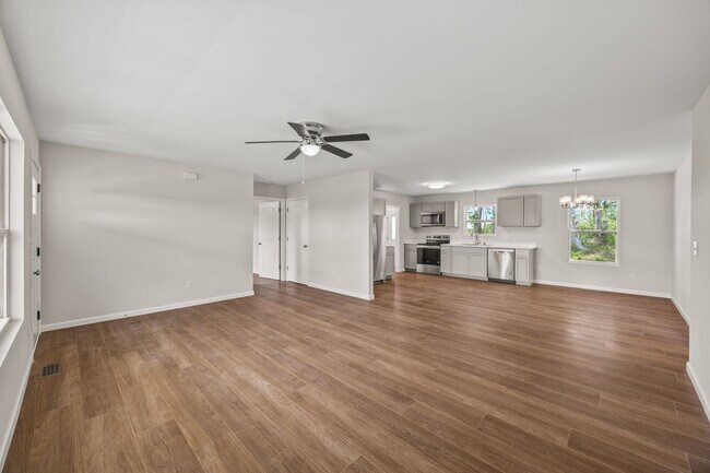 Foto del edificio - 518 Beaver Ln