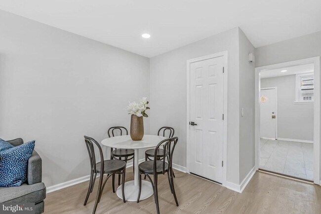 Foto del edificio - 2839 Winton St