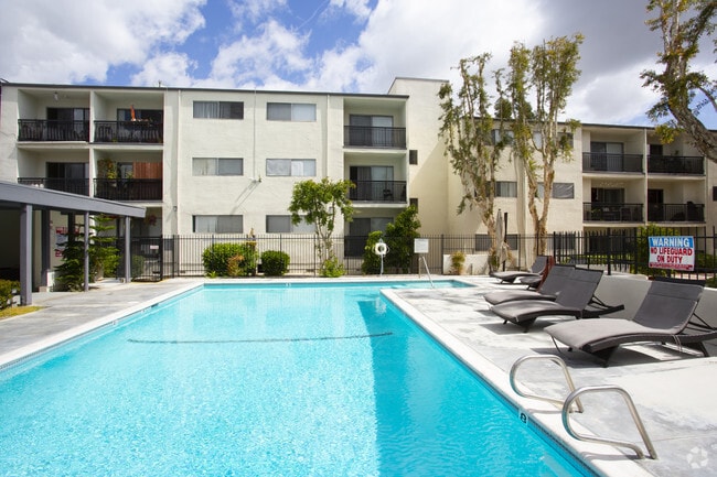 Piscina - Tarzana Springs