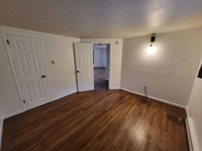 Building Photo - 1704 Parr Lake Dr