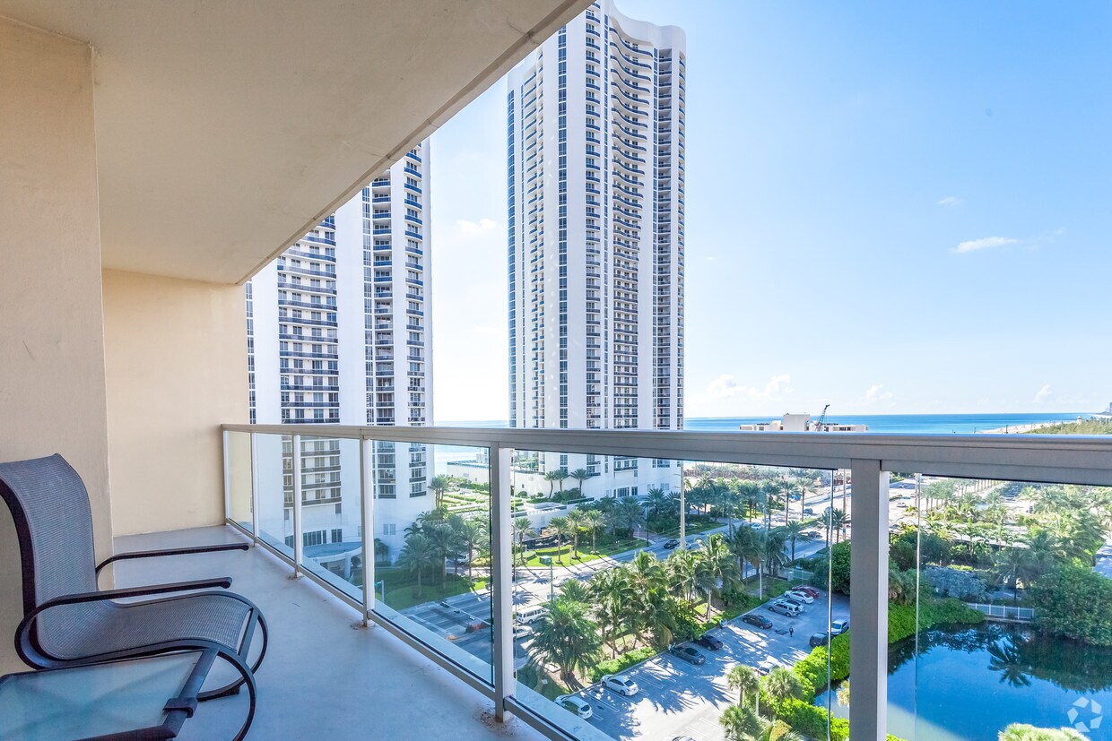 Marina del Mar Apartments Apartments Sunny Isles Beach, FL