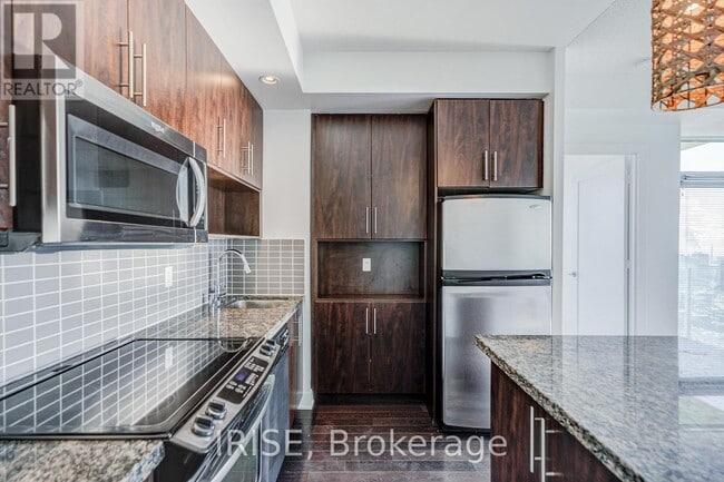 Building Photo - 120 Homewood Ave