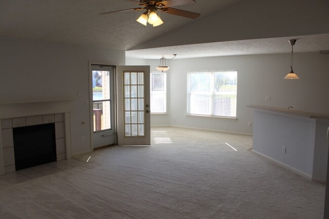 Building Photo - Beautiful Ranch Home in Brownsburg!