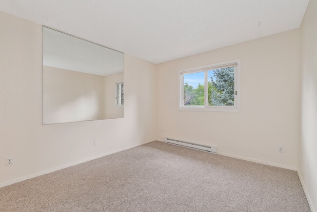 Foto del edificio - 5 Hemlock Ct
