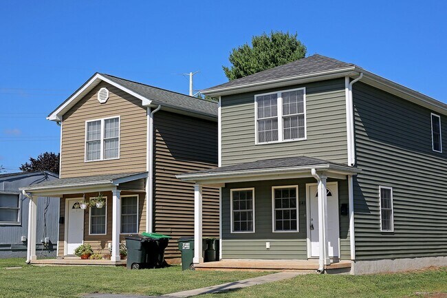 Foto del edificio - Locust Grove Home Convenient to Pantops & Downtown