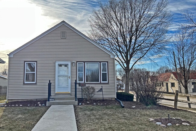 Front view 2 - 2201 S 73rd St