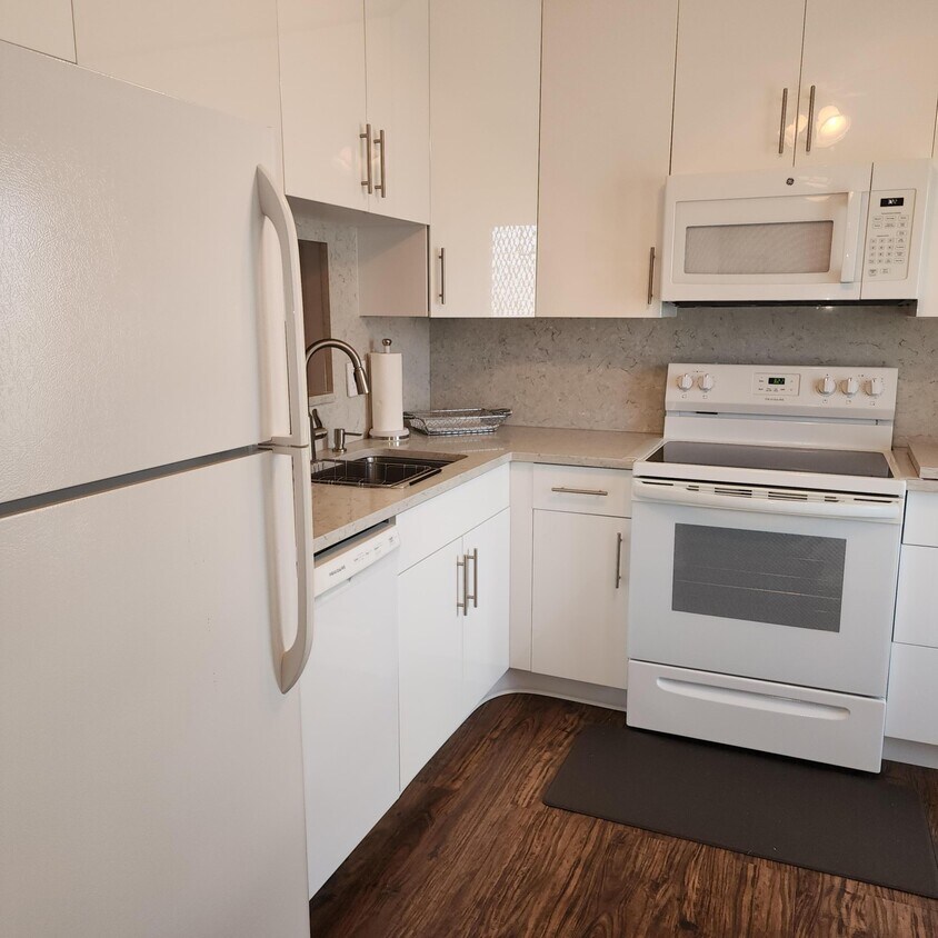 Foto principal - 2182 NE 1st Way