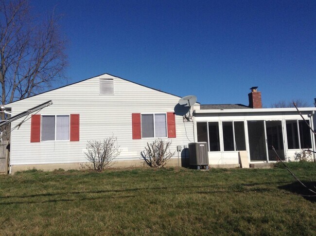 Building Photo - 5569 Bluegrass Way