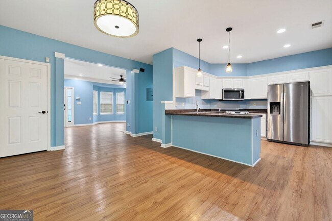 Foto del edificio - 5495 Hampton Ct