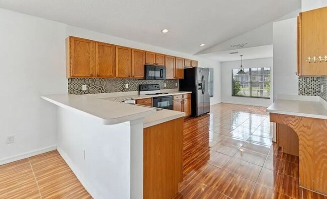 Foto del edificio - Beautiful 3 Bed and 2 Bath POOL HOME in Ki...