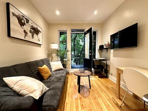 Building Photo - 3566 Rue Clark